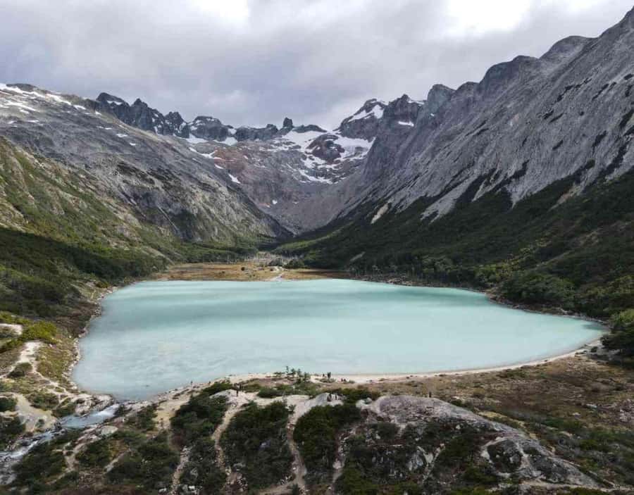 Ushuaia: Laguna Esmeralda Guided Trek with Box Lunch - Lunch on the trail: what’s included, and how to plan for dietary needs