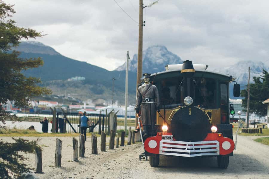 Ushuaia: Panoramic City Train Tour - Quick highlights to plan around