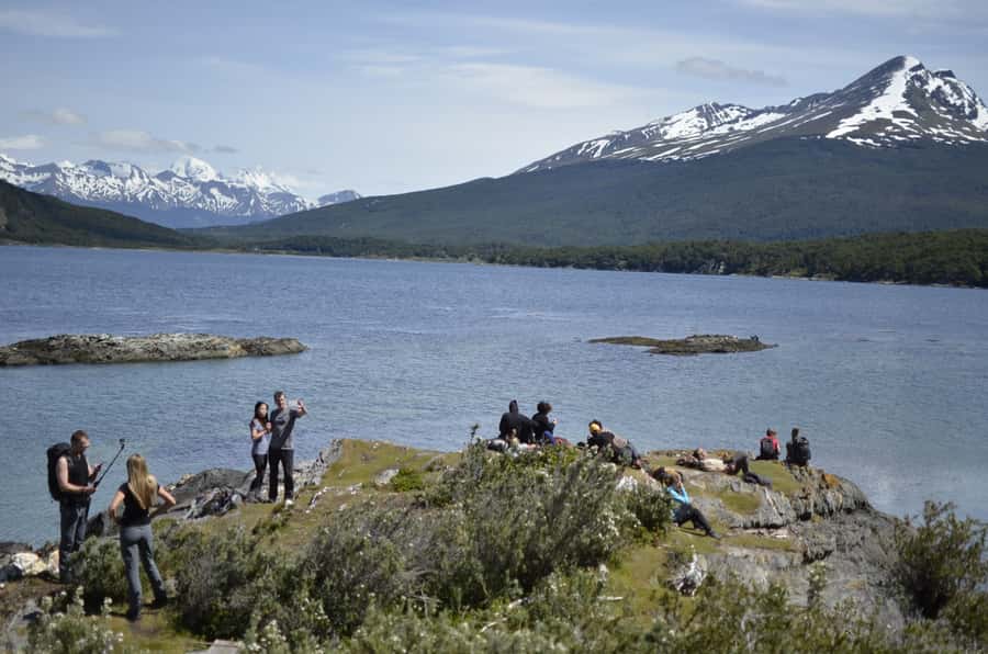 Ushuaia: Tierra del Fuego Trekking and Canoeing - Lunch In A Geodesic Dome, Wind Protected