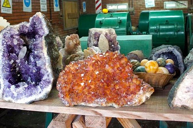 Visit to San Ignacio Ruins and Wanda Mines Full day Tour - Wanda Mines: cave-time crystal viewing and how geodes get preserved