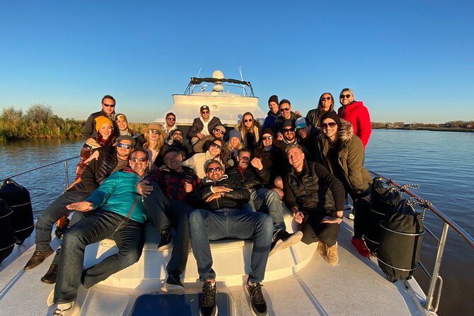 Yacht Rental to Navigate the Buenos Aires Delta - Barbecue on board and optional inflatables for more than a quick photo stop