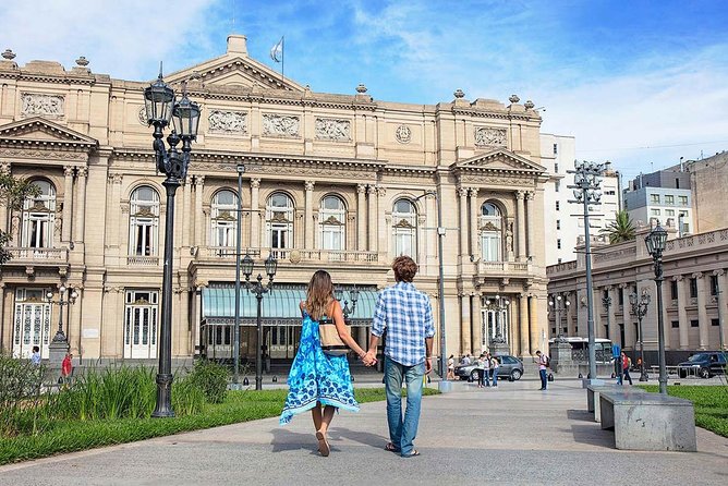 Your Personal Photographer in Buenos Aires - Meeting on Av. de Mayo: easy access, then you start creating